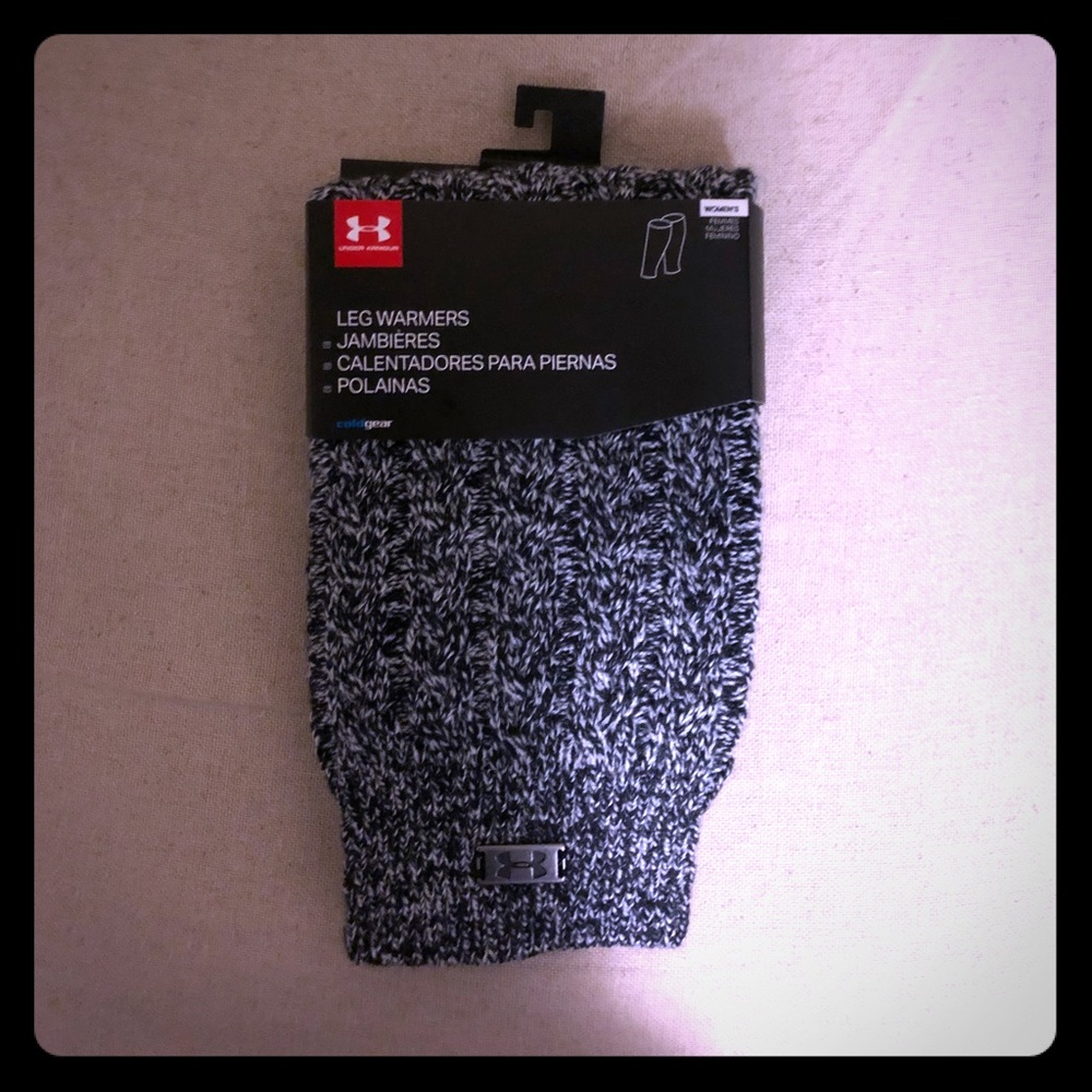 NWT Under Armour Leg Warmers! Navy and White.